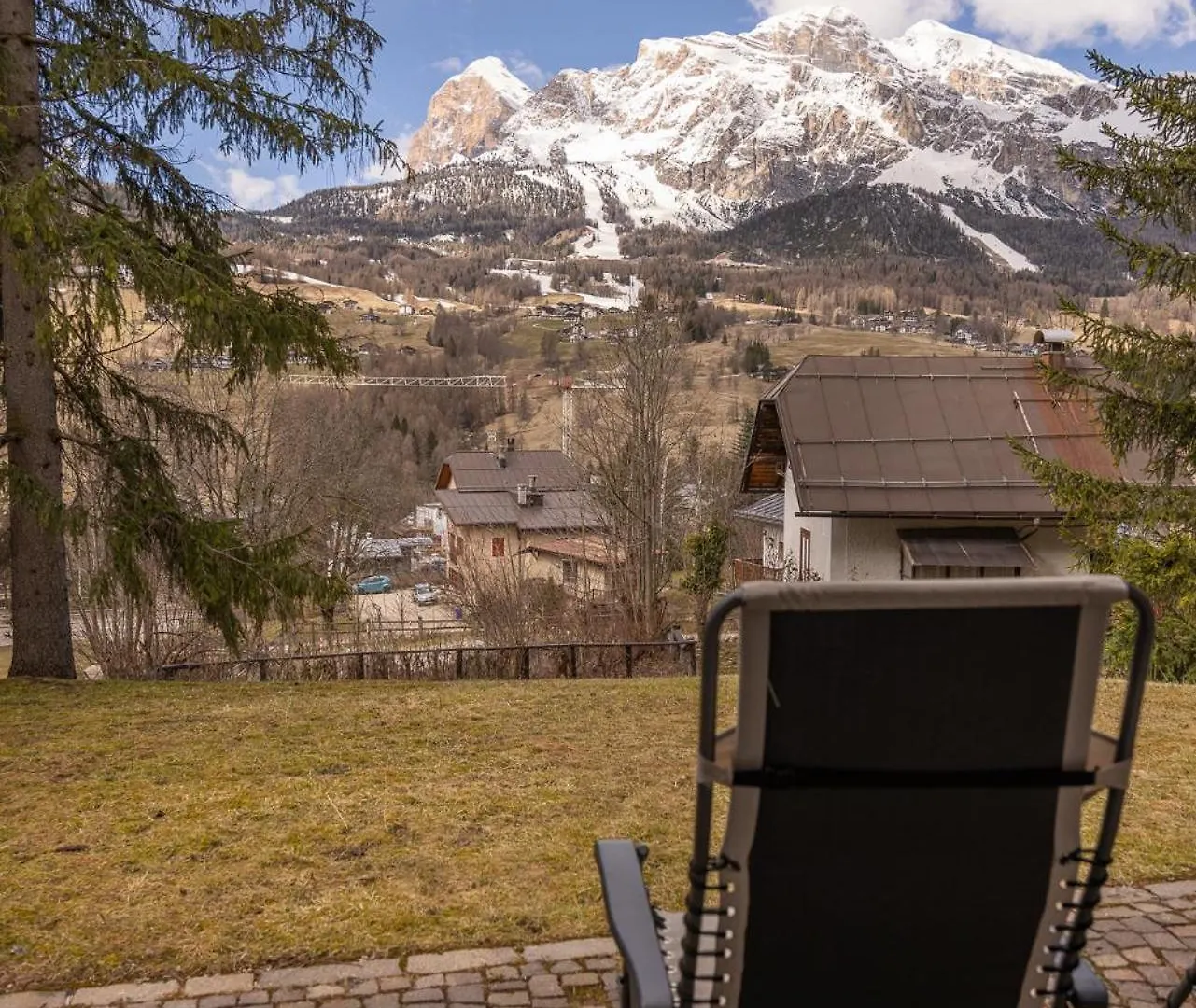 Апартаменты Casa Bucaneve, Con Terrazza Panoramica Sulle Dolomiti Кортина-д'Ампеццо