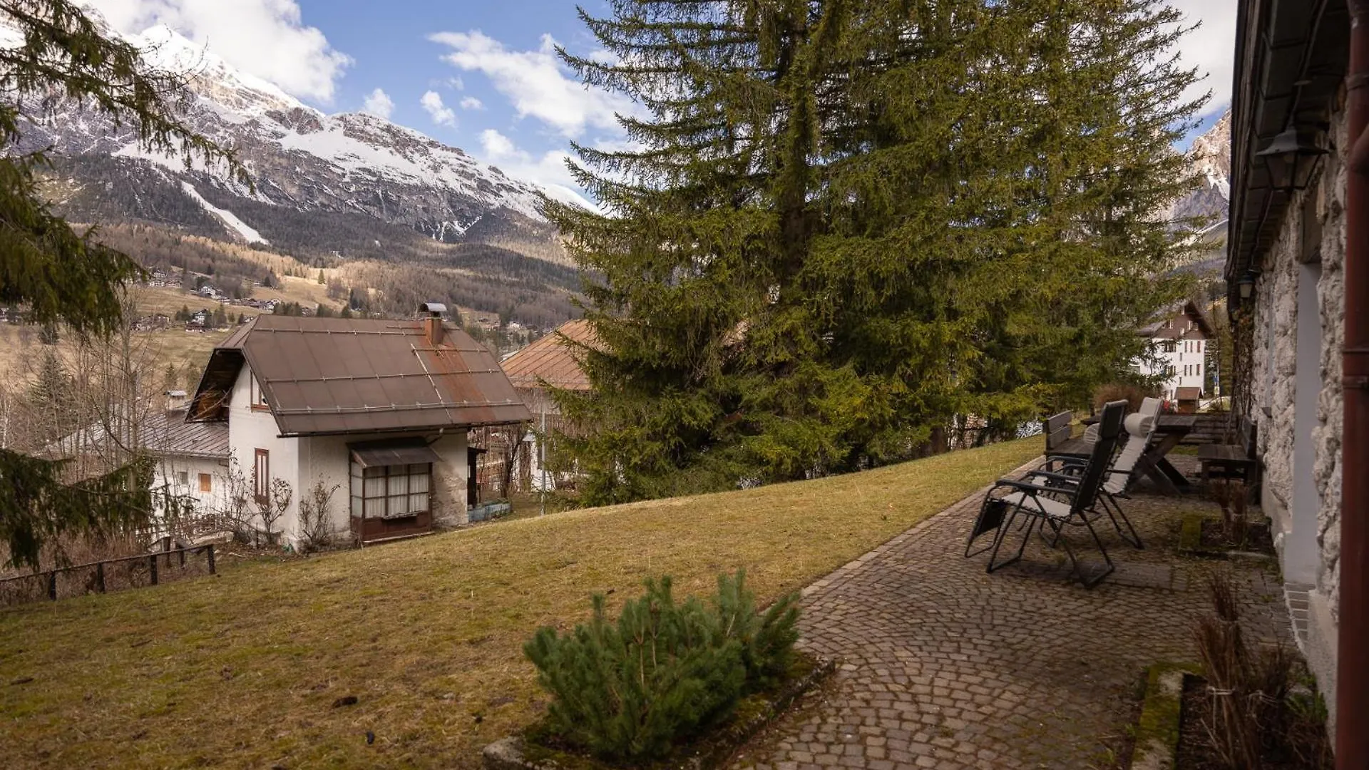 Casa Bucaneve, Con Terrazza Panoramica Sulle Dolomiti Кортина-д'Ампеццо Апартаменты
